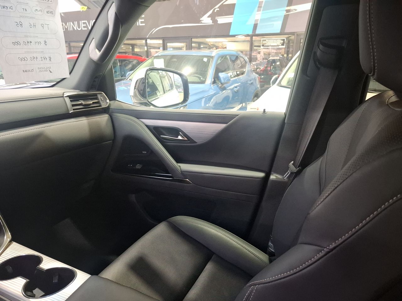 LEXUS - 10