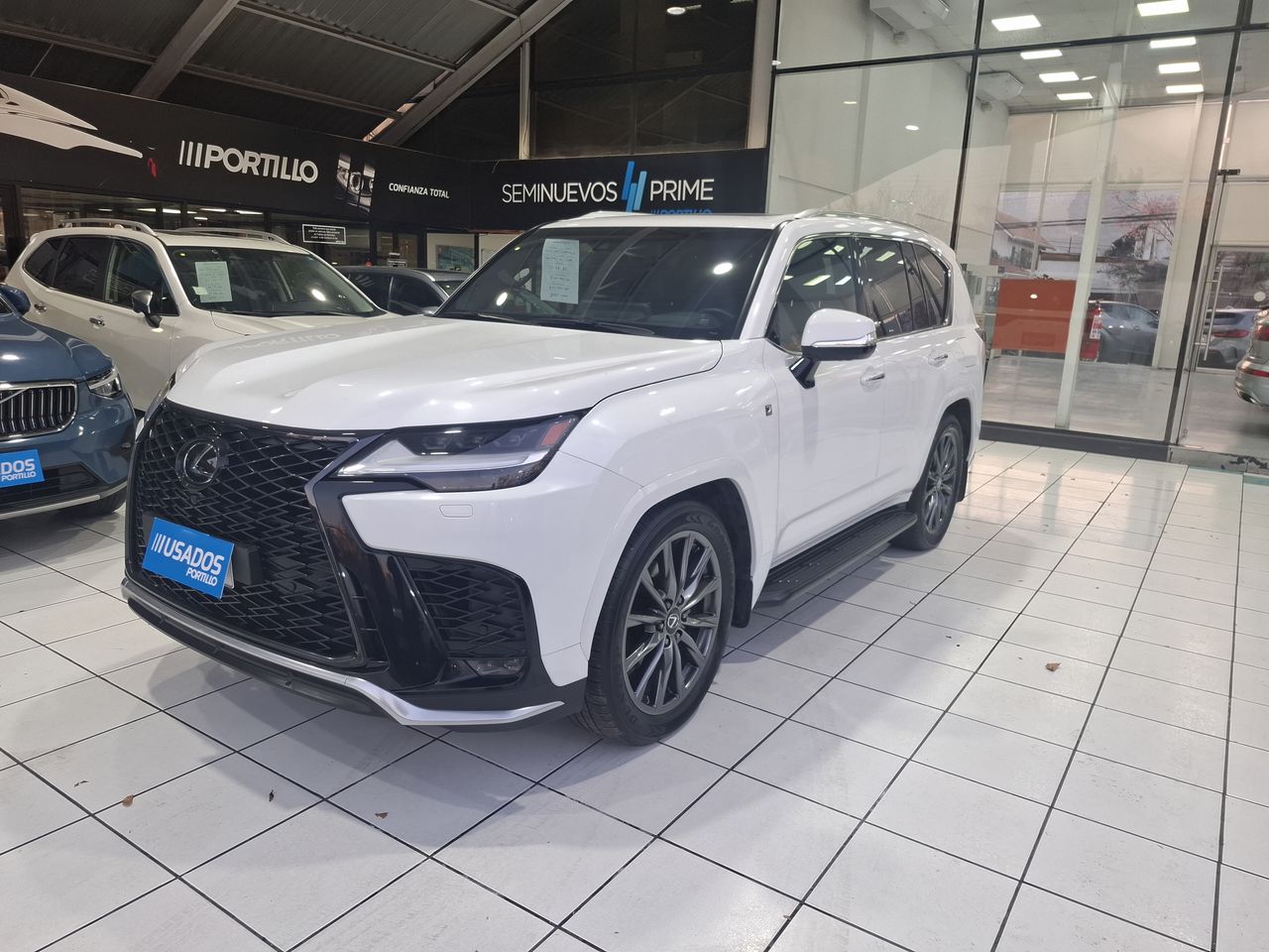 LEXUS - 8