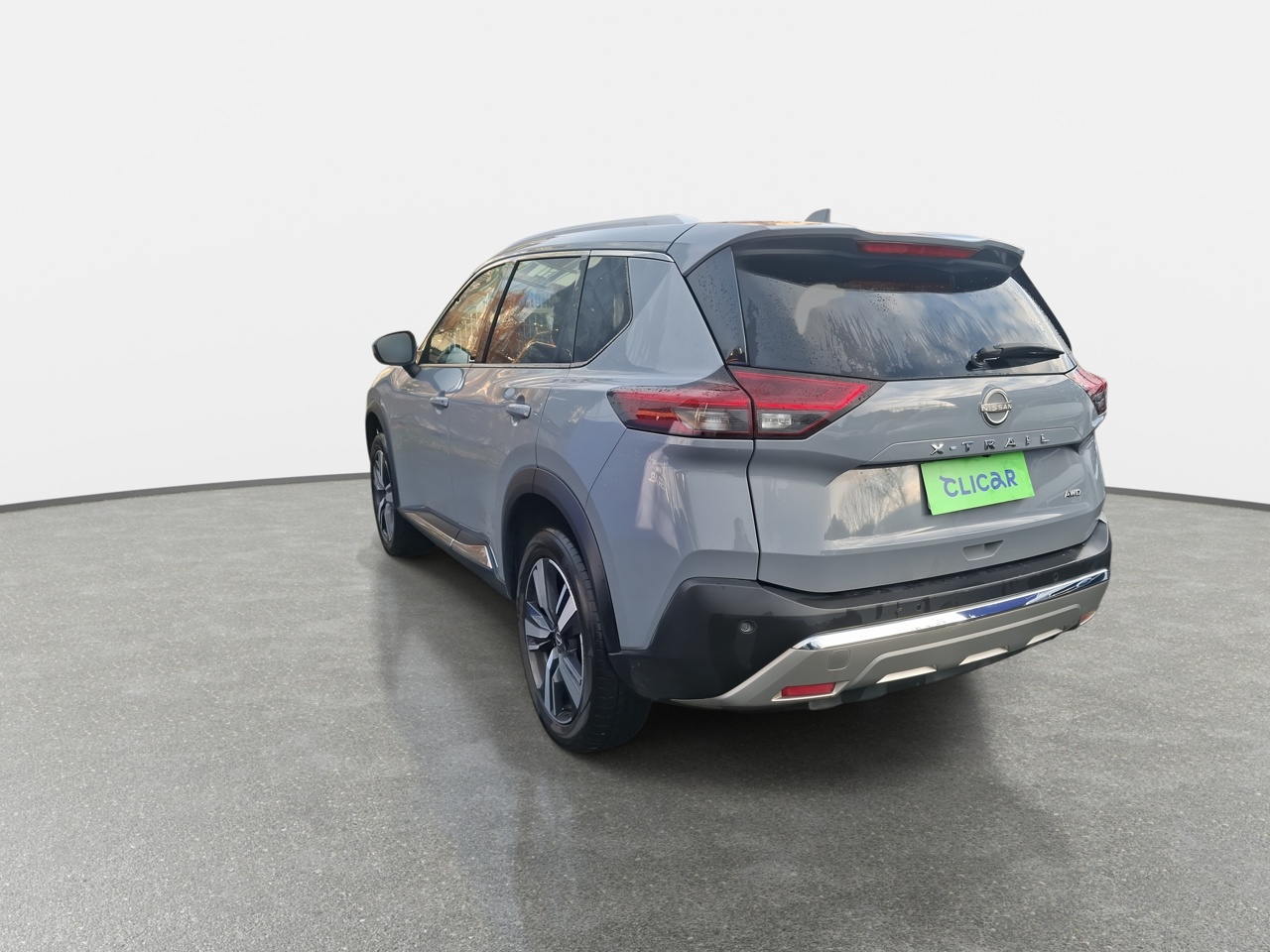 NISSAN - 5