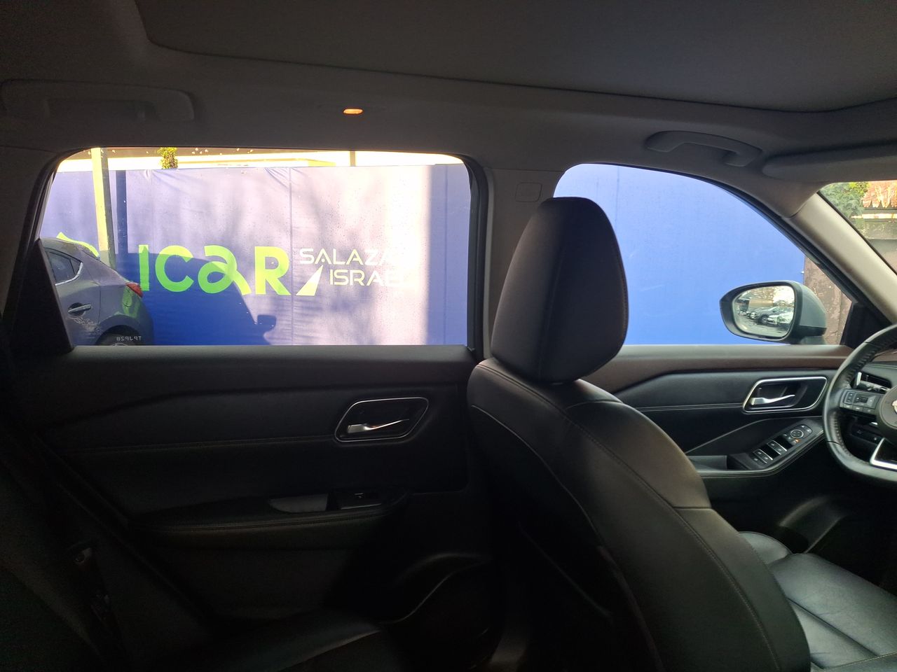 Volvo XC60 — foto 8 de 30