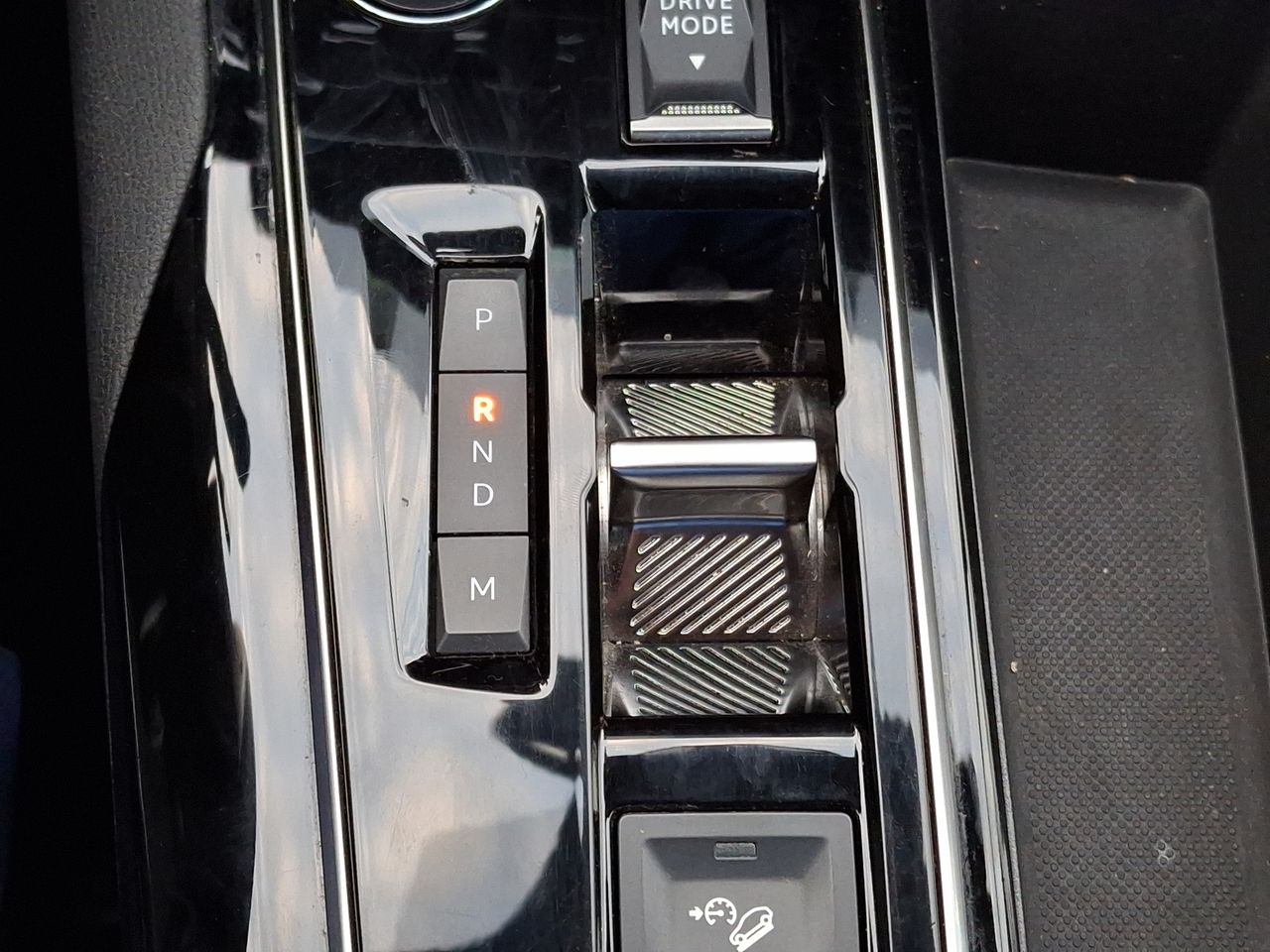 PEUGEOT - 30