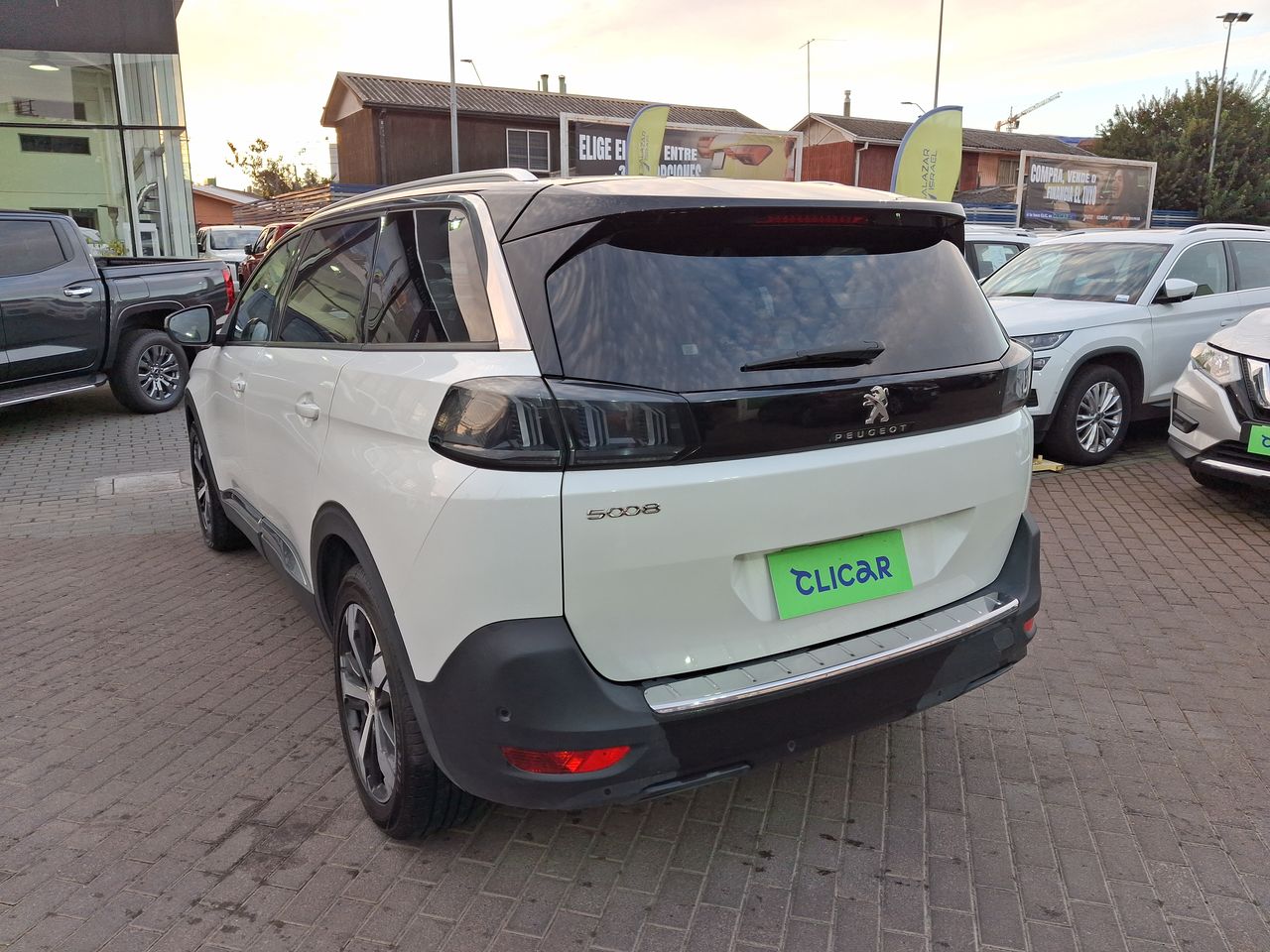 PEUGEOT - 5