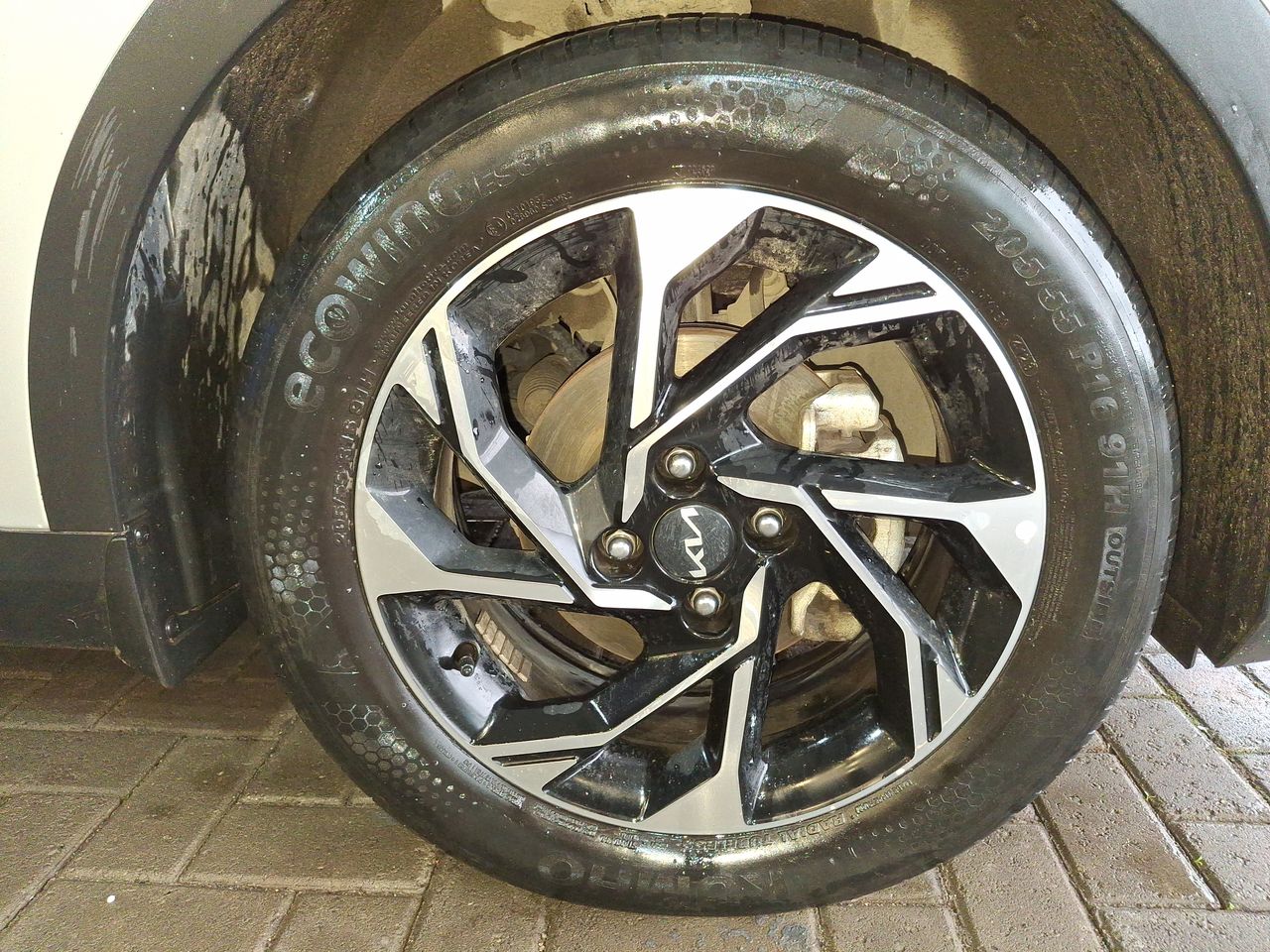 KIA - 15