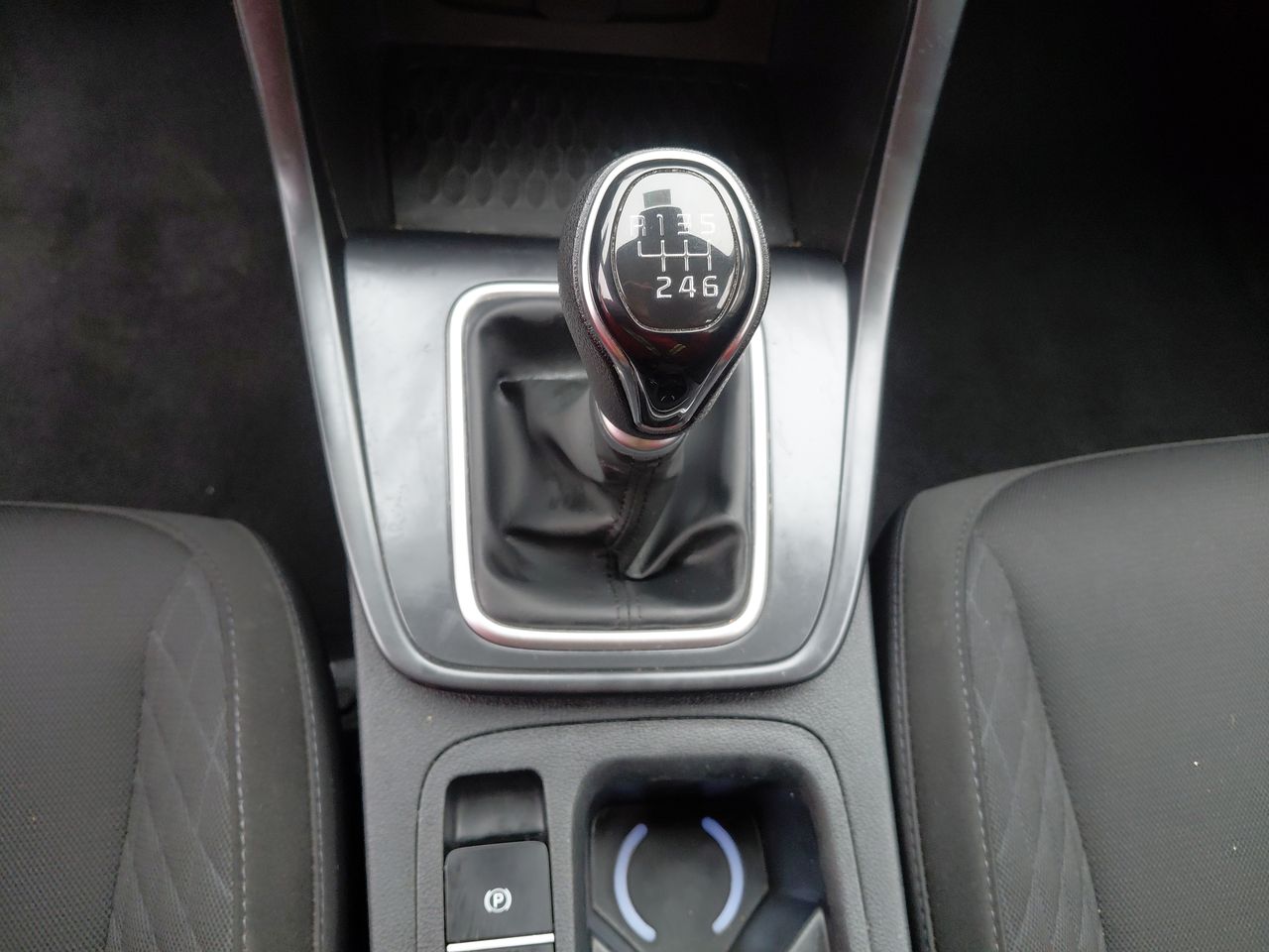 HYUNDAI - 21