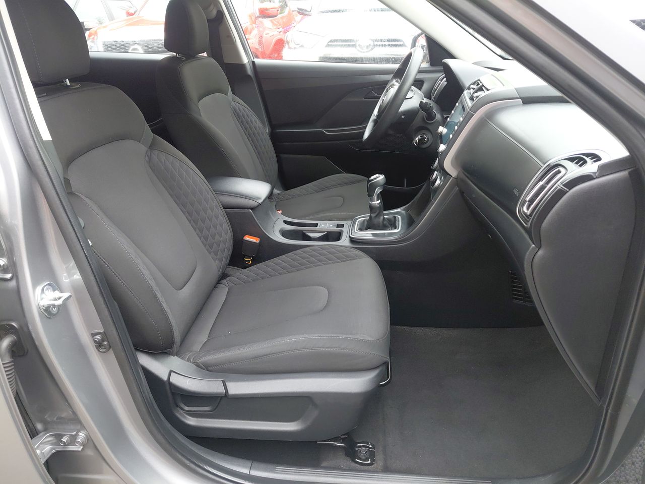 HYUNDAI - 23