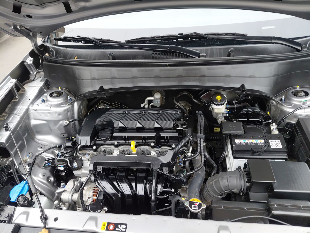 HYUNDAI - 8