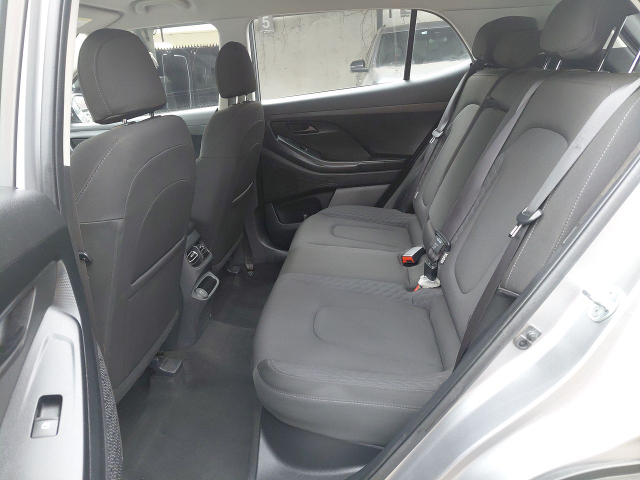 HYUNDAI - 5