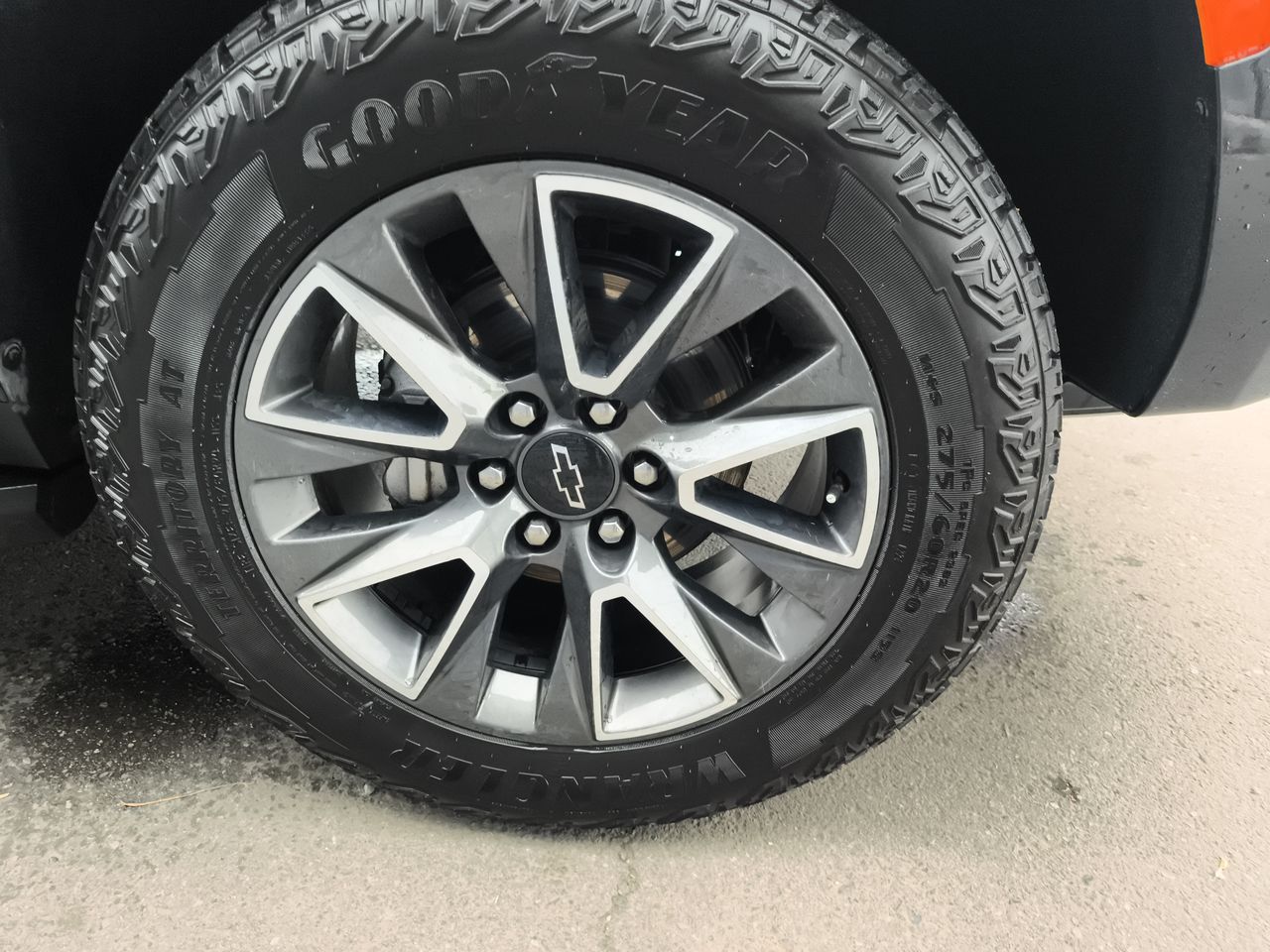 Chevrolet Tahoe — foto 16 de 35