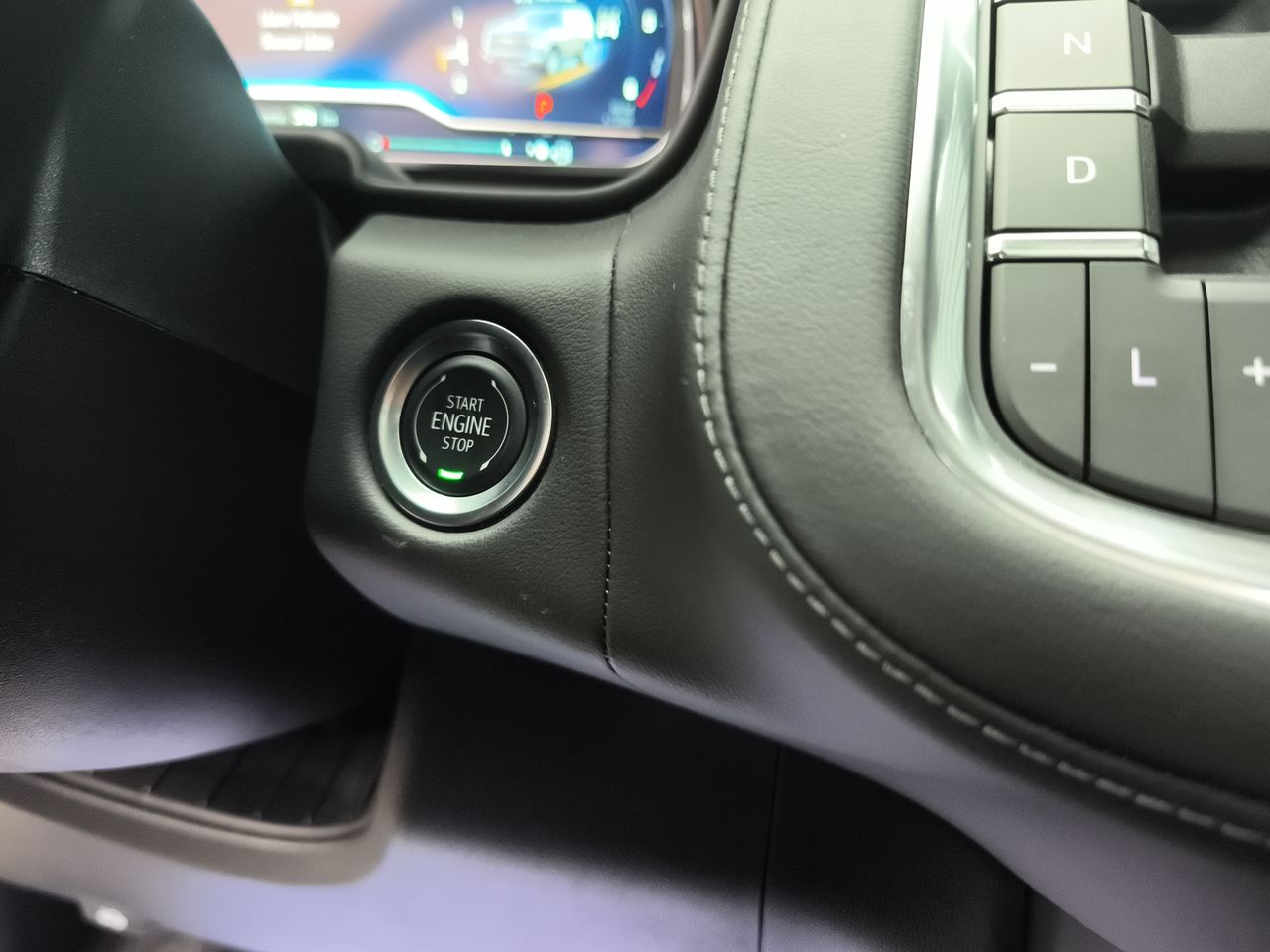 Chevrolet Tahoe — foto 35 de 35