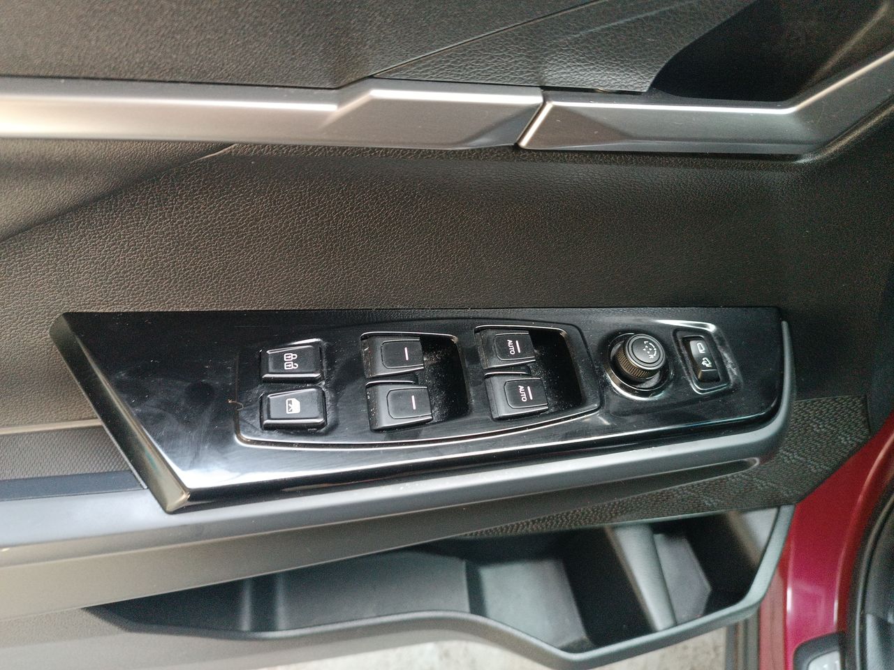 SSANGYONG - 23