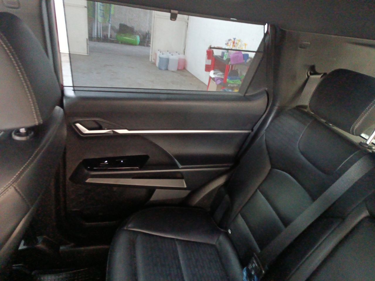 SSANGYONG - 12