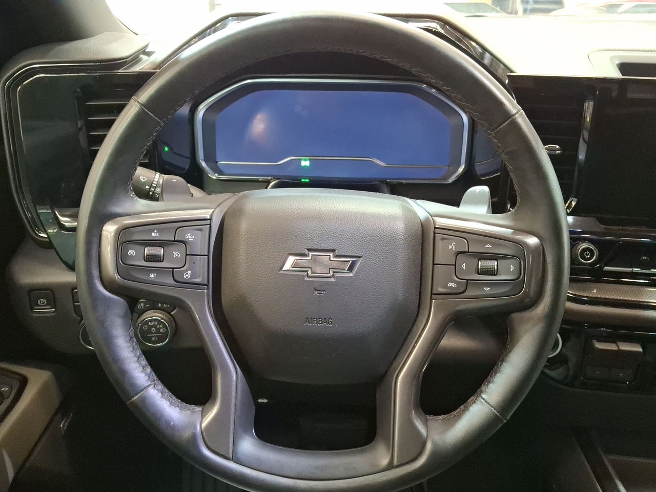 CHEVROLET - 26