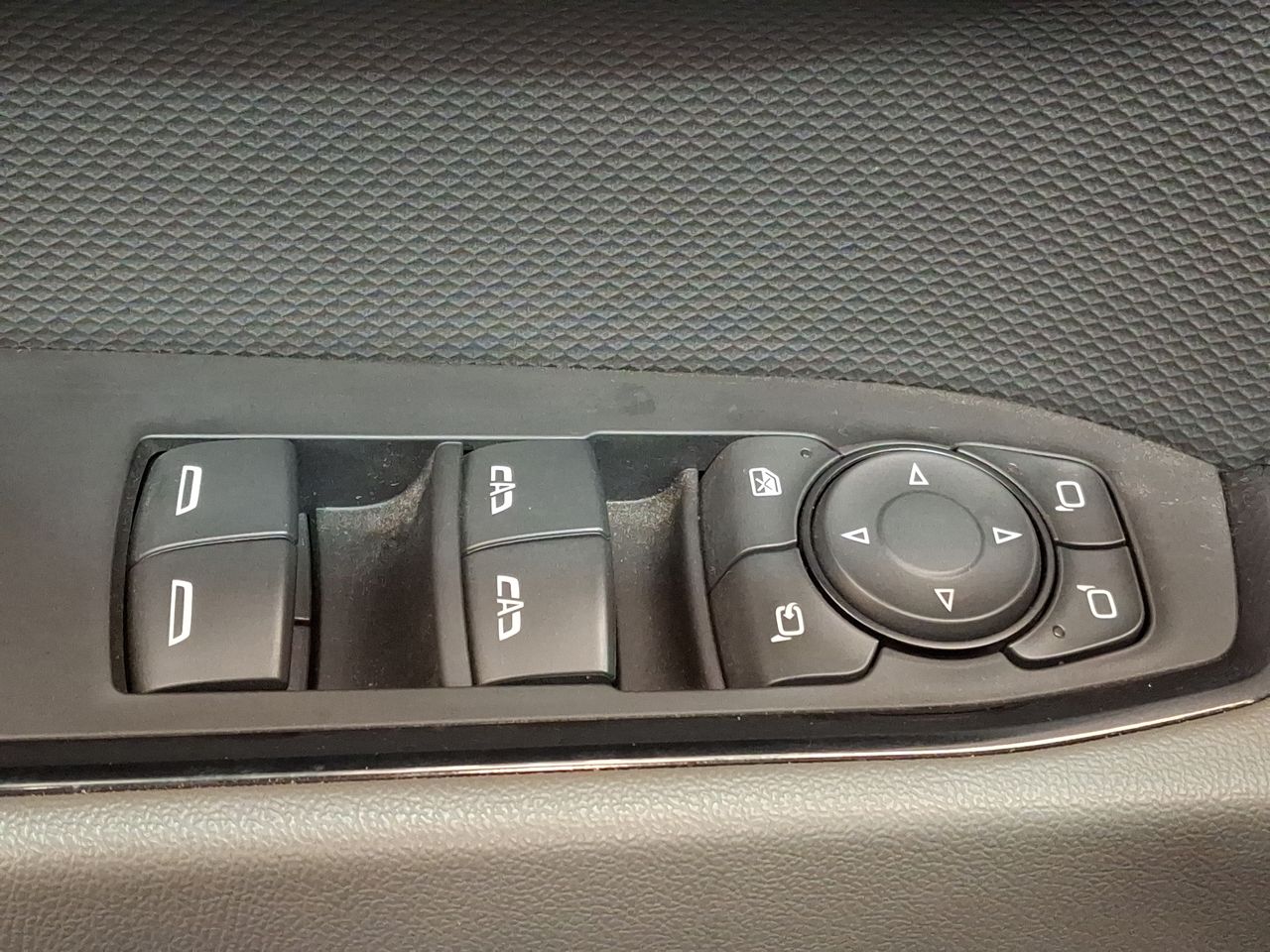 CHEVROLET - 23