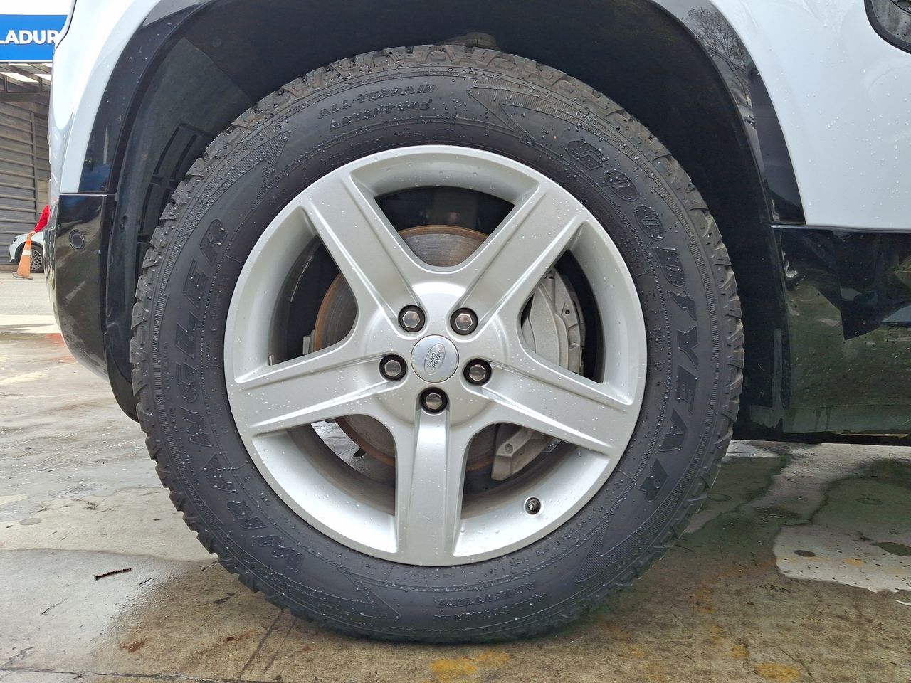 LAND ROVER - 17
