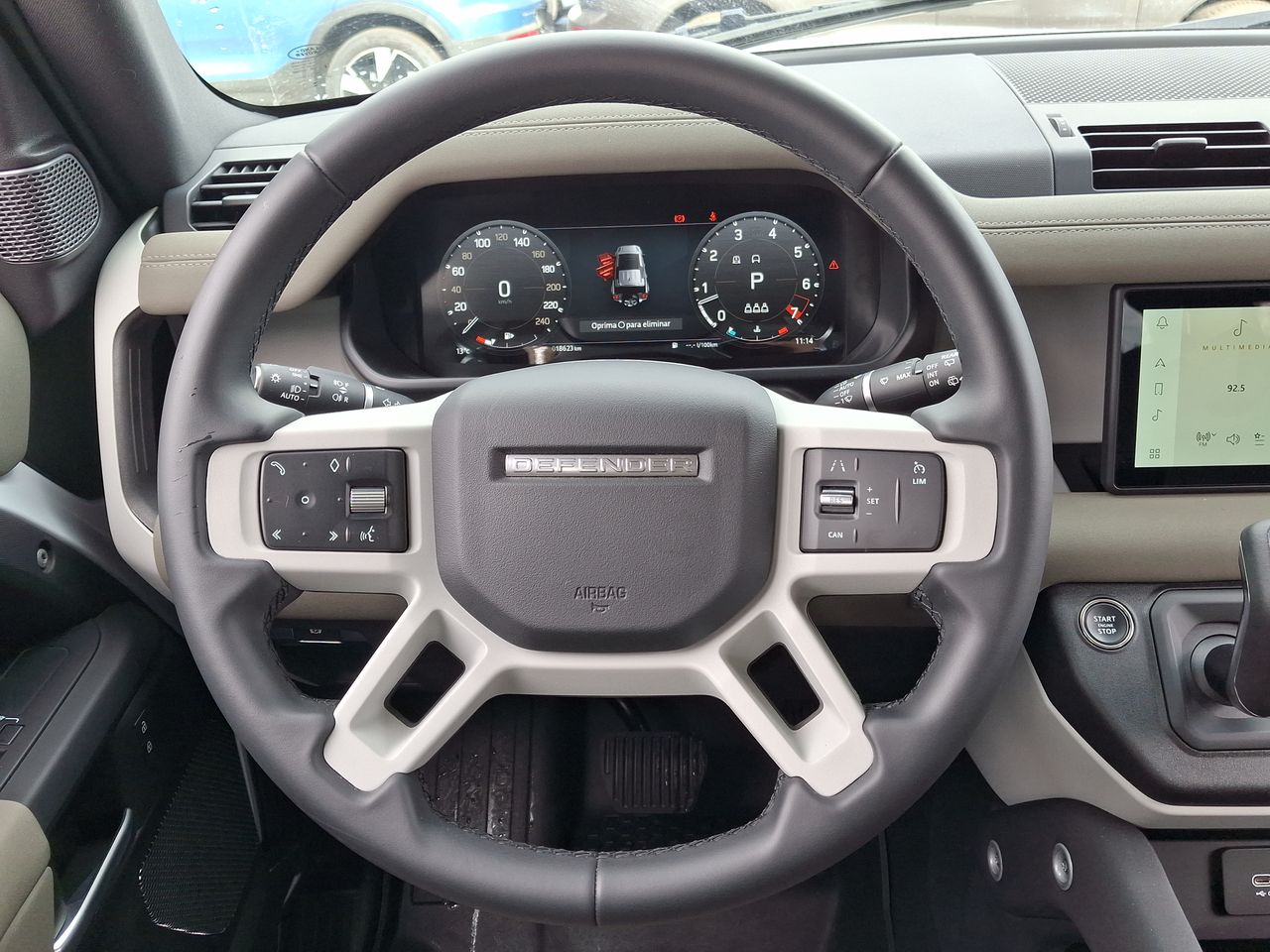 LAND ROVER - 24