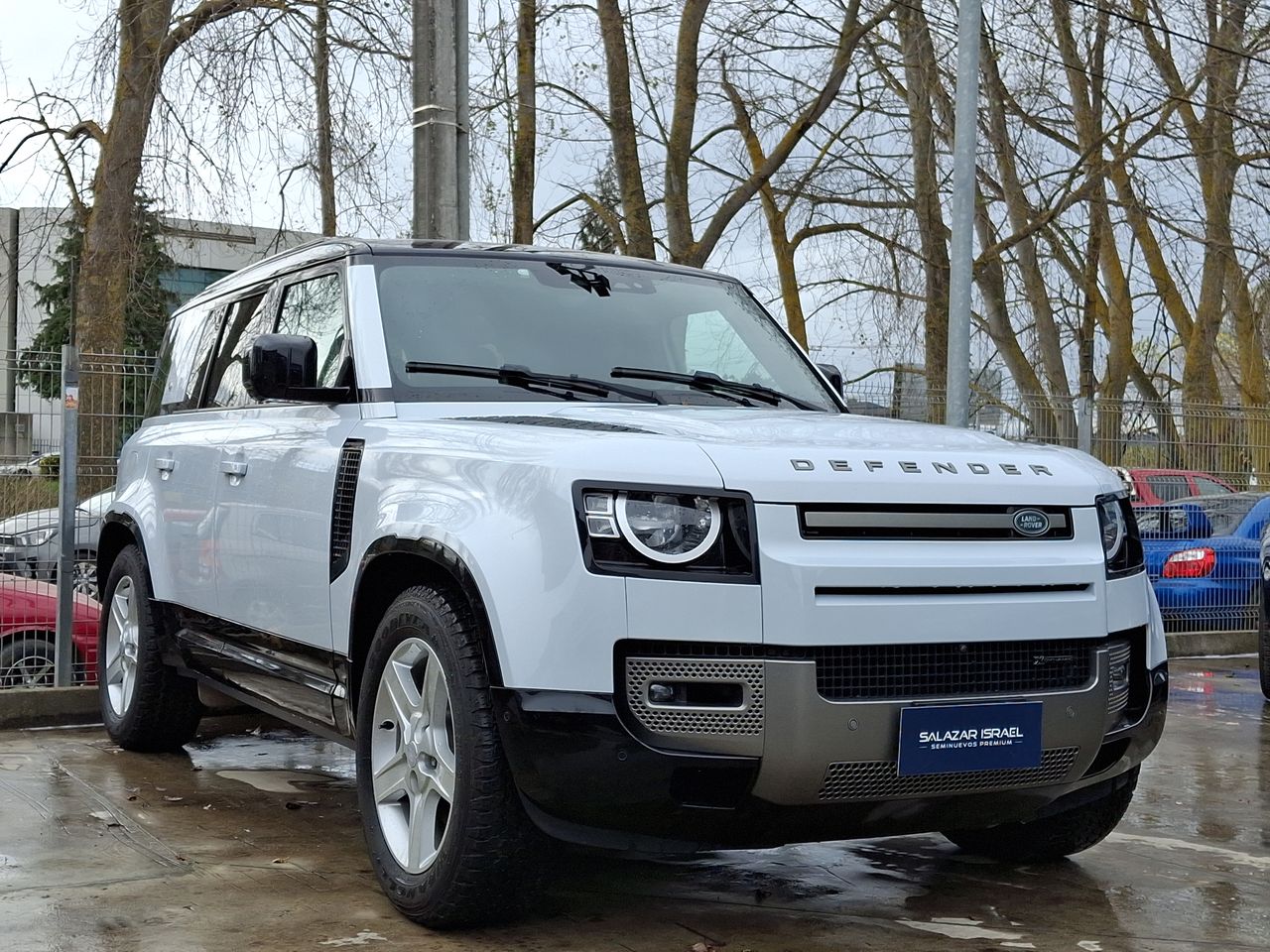 LAND ROVER - 1