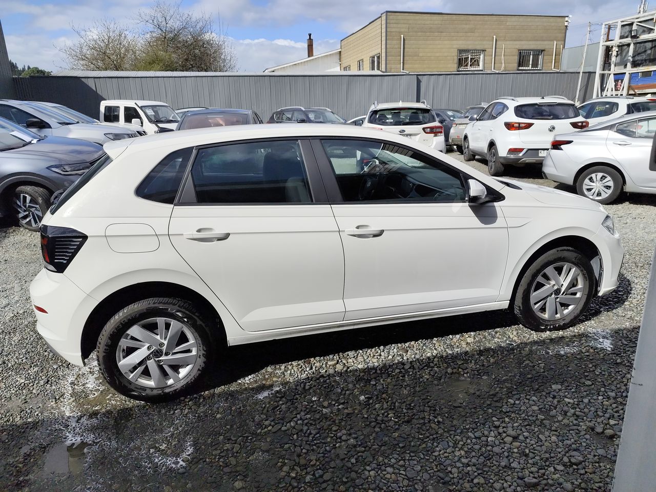 VOLKSWAGEN - 8