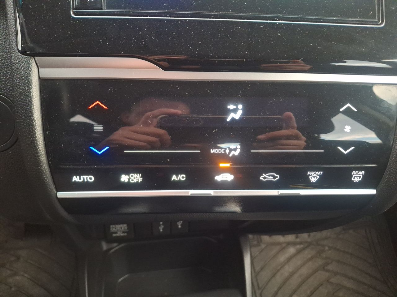 Honda WR-V — foto 19 de 21