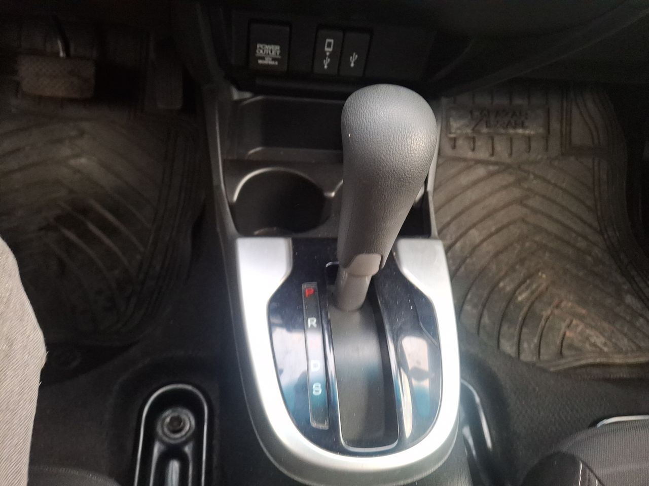 Honda WR-V — foto 20 de 21