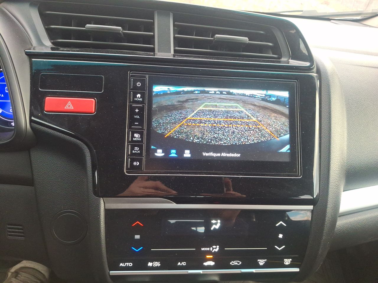 Honda WR-V — foto 18 de 21