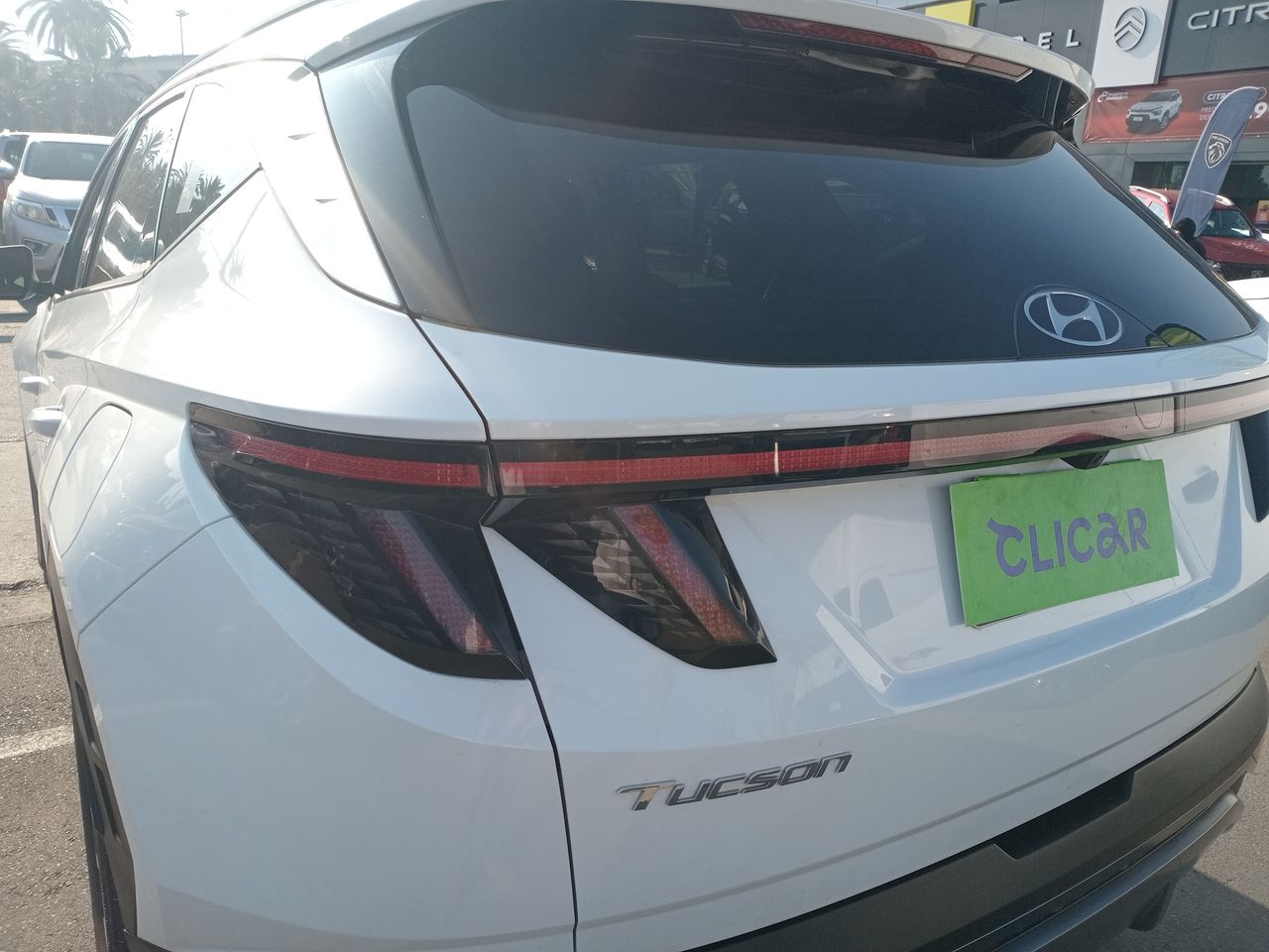 HYUNDAI - 10