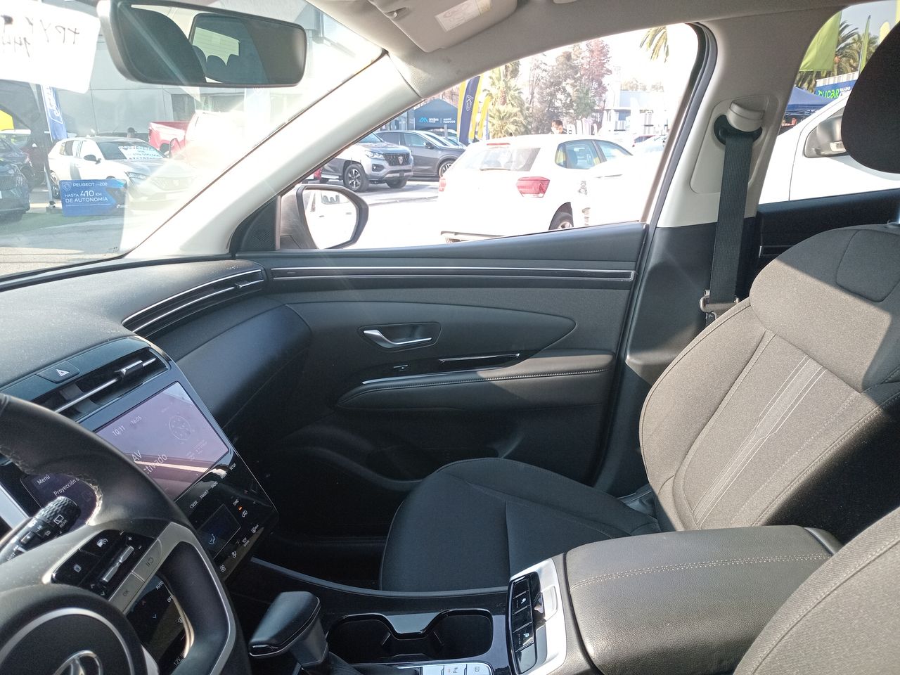 HYUNDAI - 2
