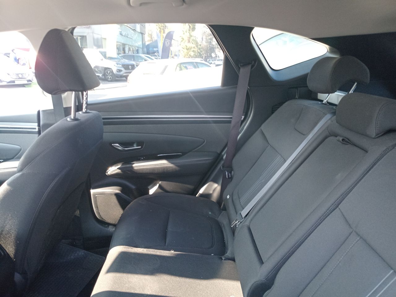 HYUNDAI - 3