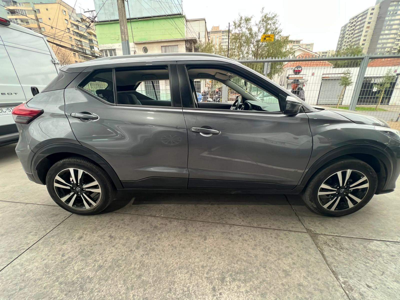NISSAN - 2