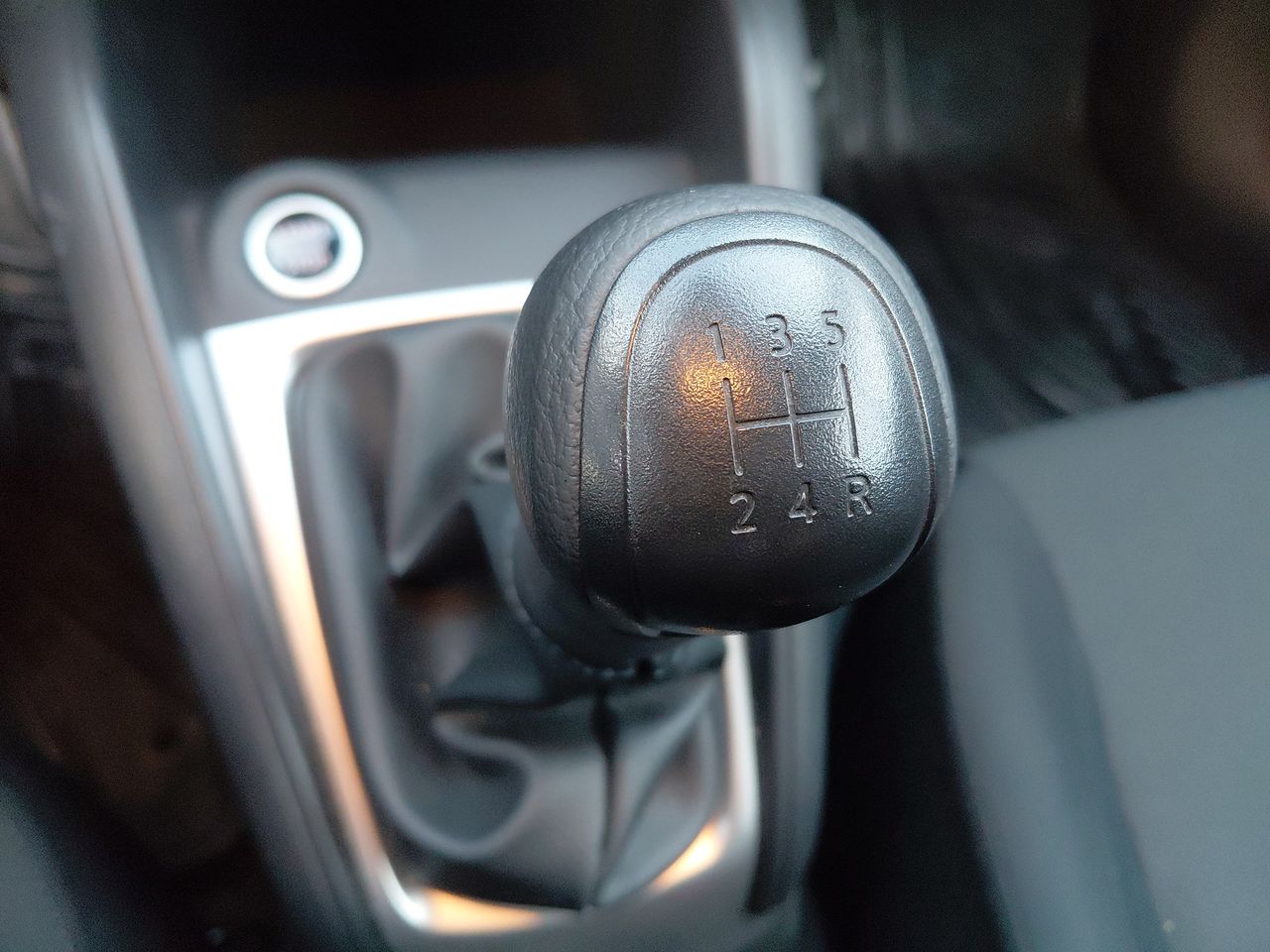 NISSAN - 19