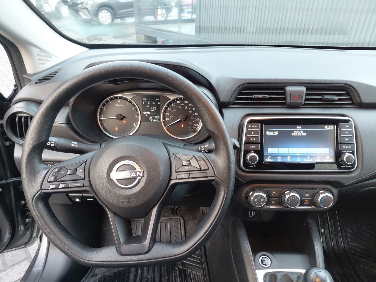 NISSAN - 20