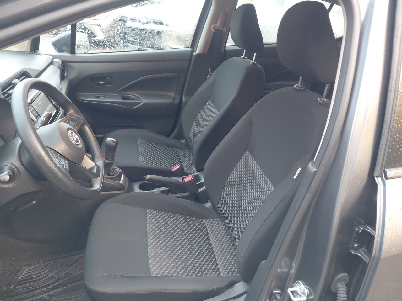 NISSAN - 13