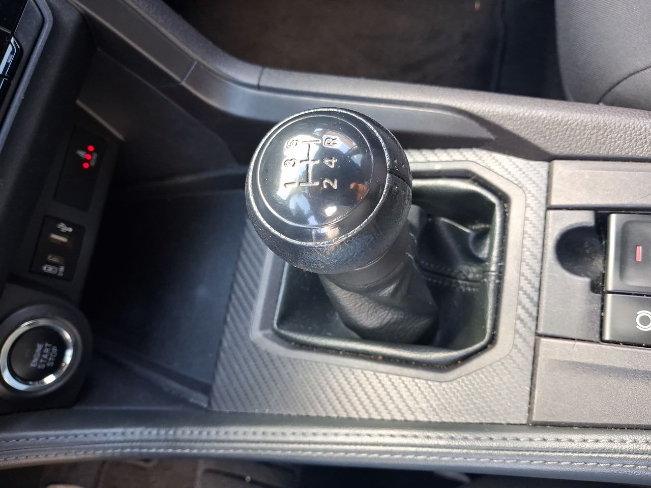 TOYOTA - 29