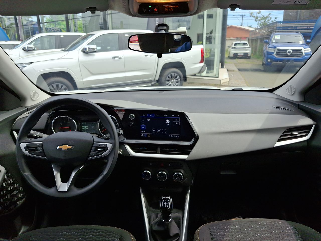 CHEVROLET - 32