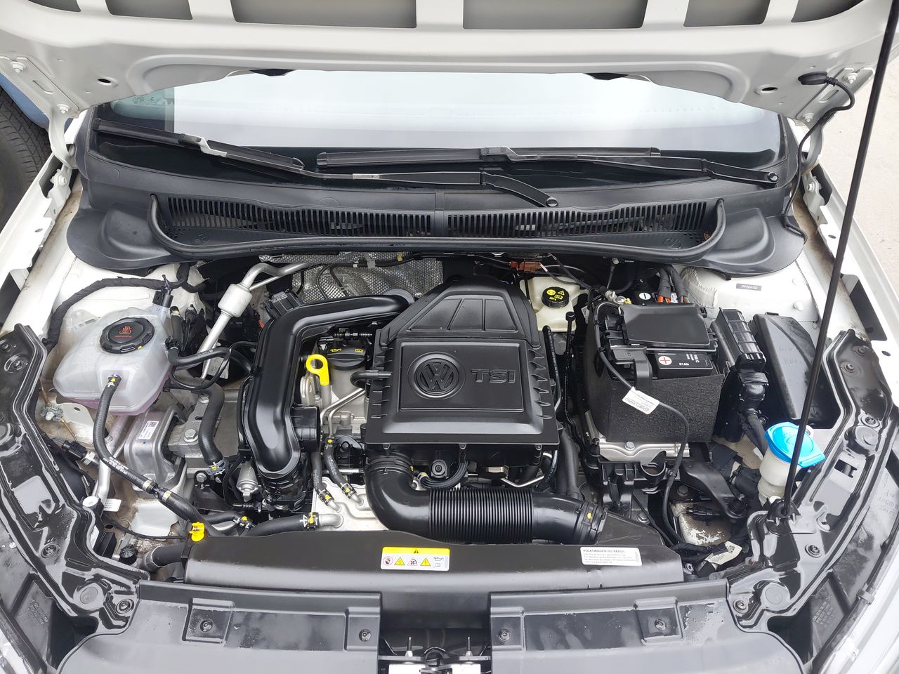 VOLKSWAGEN - 8