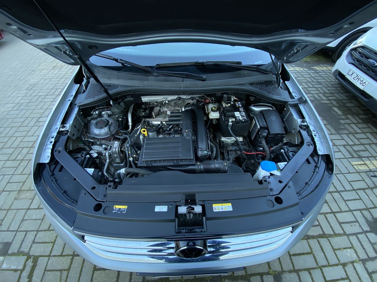 VOLKSWAGEN - 16