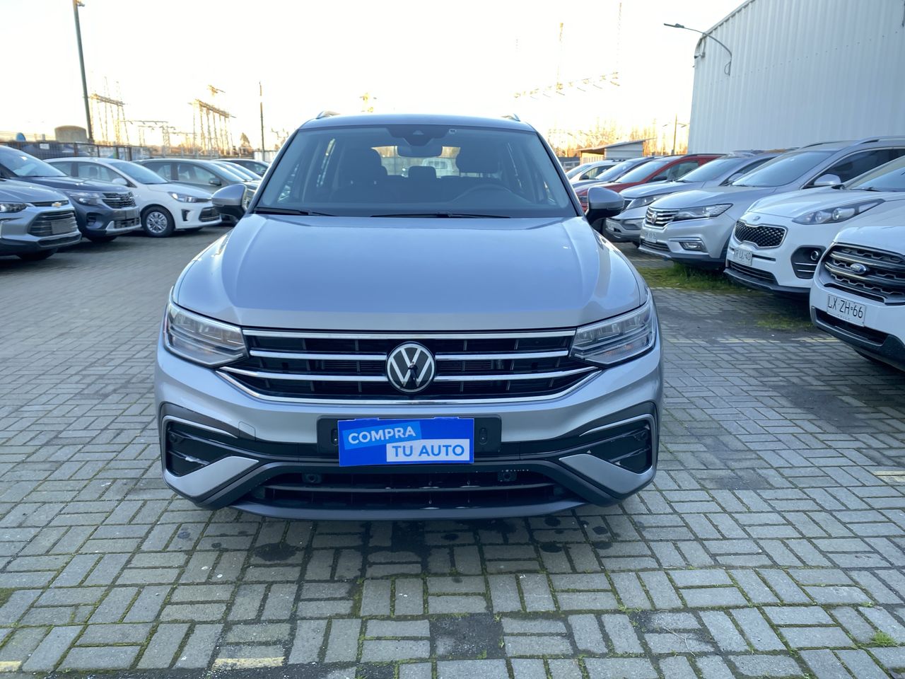 VOLKSWAGEN - 2