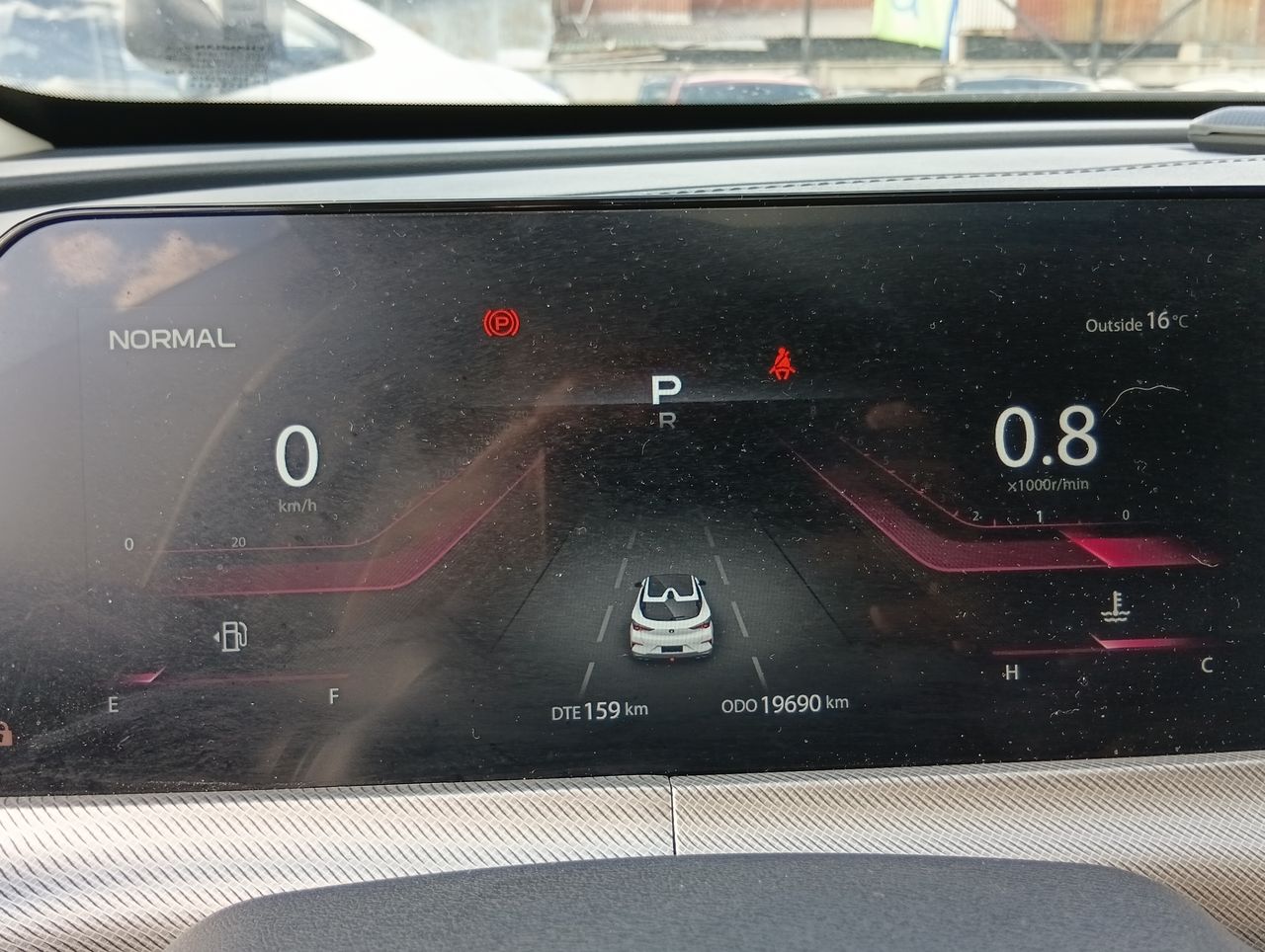 Changan Uni-T — foto 24 de 28