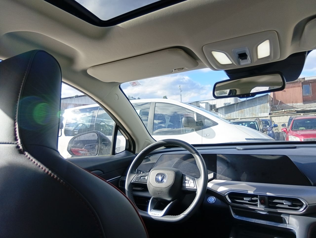 Changan Uni-T — foto 7 de 28