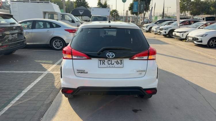 TOYOTA - 4