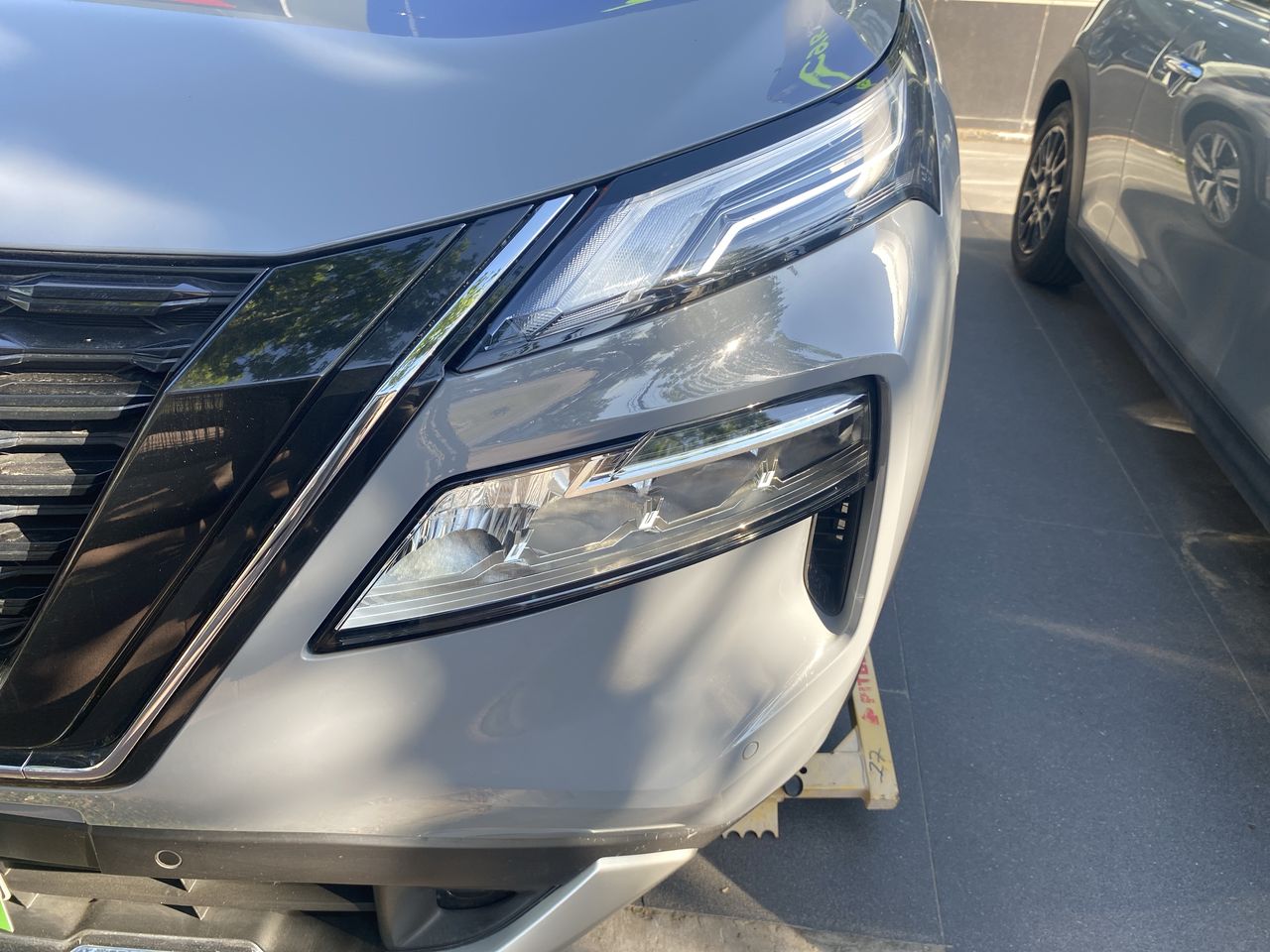 NISSAN - 11