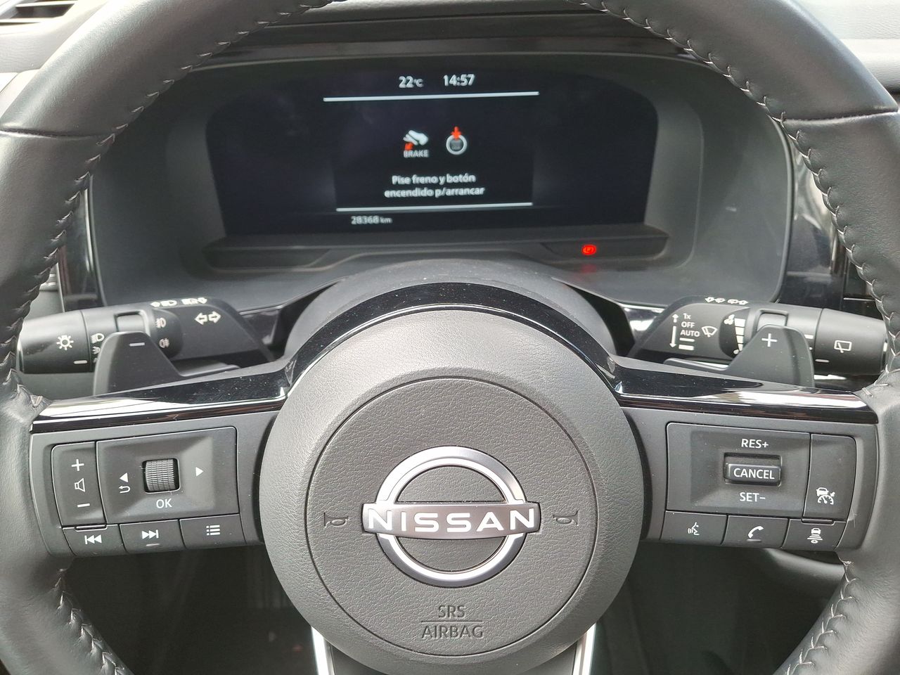 NISSAN - 27