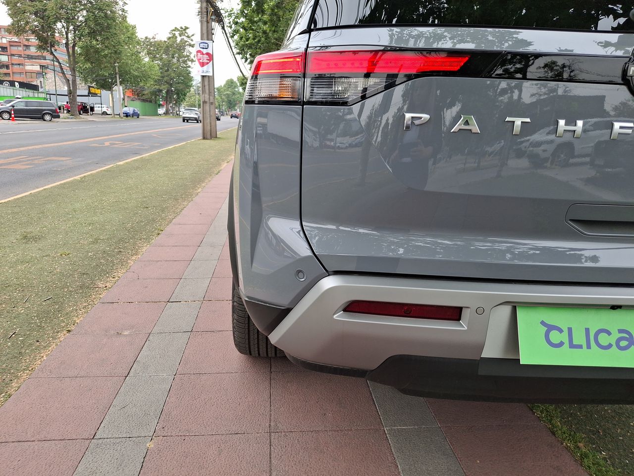 NISSAN - 21
