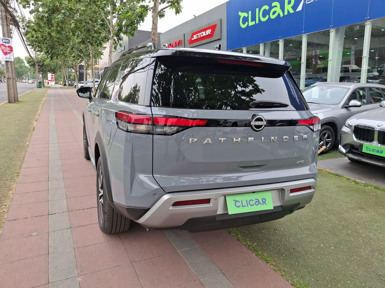 NISSAN - 5