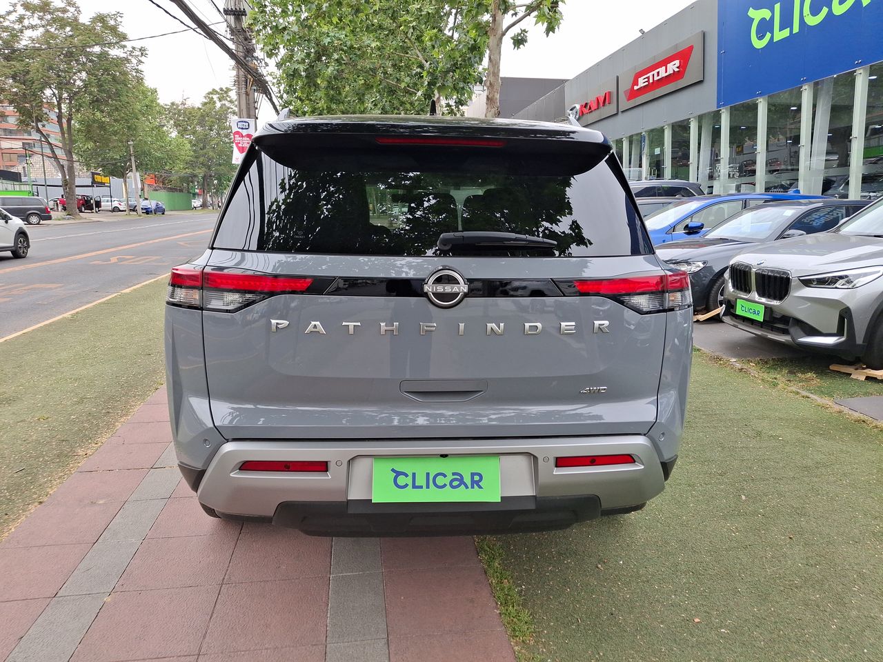 NISSAN - 6