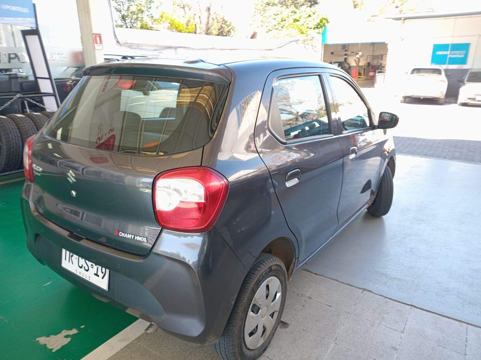 SUZUKI - 4