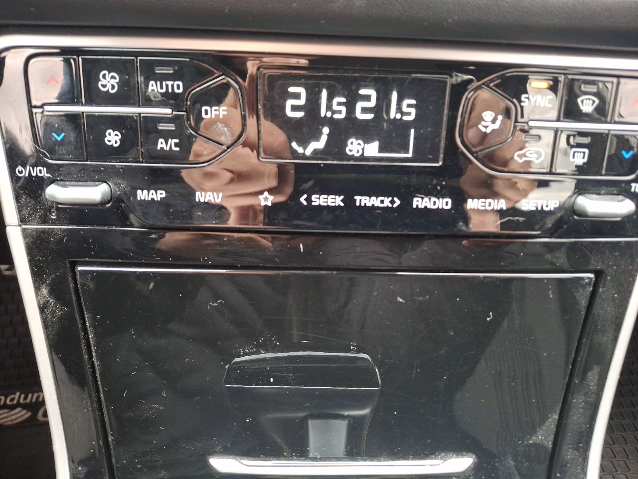 KIA Seltos — foto 18 de 20