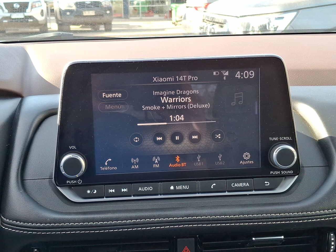 NISSAN - 27