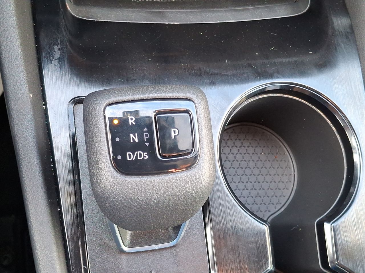 NISSAN - 30