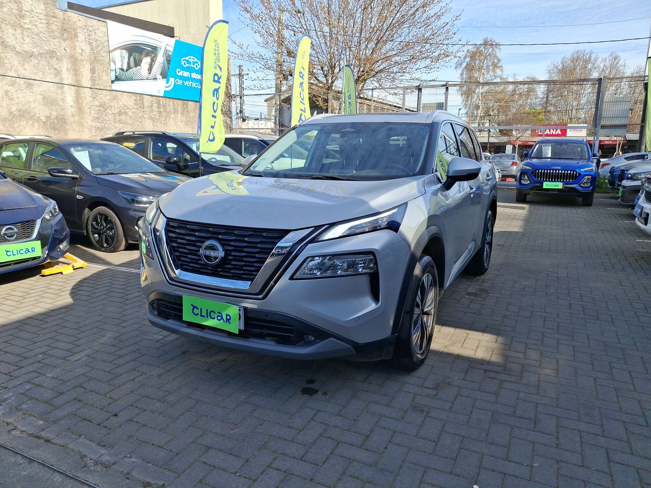 NISSAN - 3