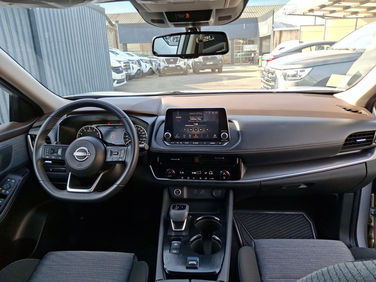 NISSAN - 9